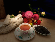Load image into Gallery viewer, ANMO Siganture series #1 Diyanillakelle Sri Lanka Black Tea curated by Exoteaque made by Nalin Modha