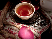 Load image into Gallery viewer, ANMO Siganture series #2 Darjeeling Black Tea curated by Exoteaque made by Nalin Modha
