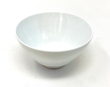 Load image into Gallery viewer, Matcha bowl - tenmoku shape - white/blue - medium